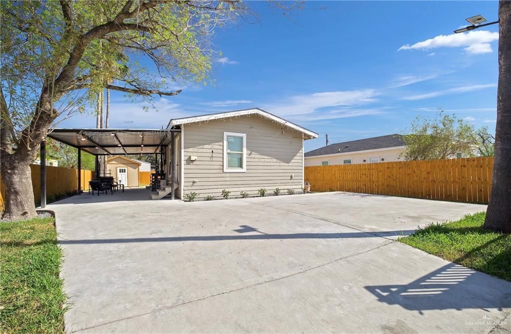 204 Lovely Way Avenue, Pharr, TX 78577