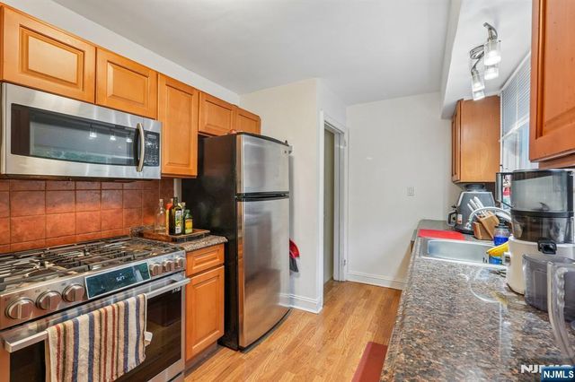 467 Voorhees Street, Englewood, NJ 07631