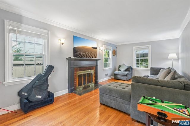 467 Voorhees Street, Englewood, NJ 07631