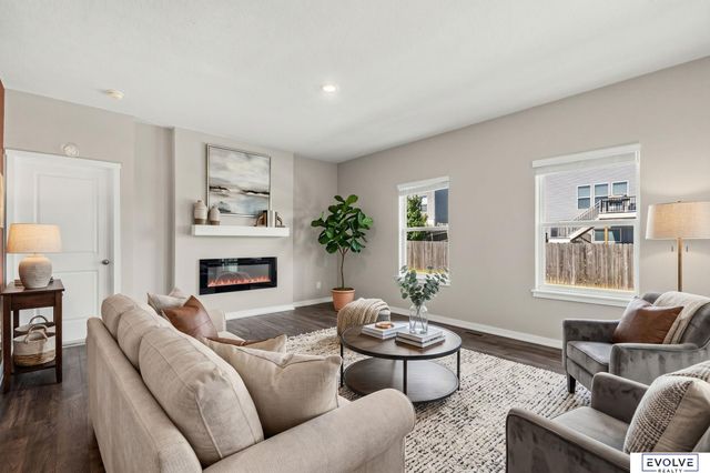 8506 S 63rd Street, Papillion, NE 68157