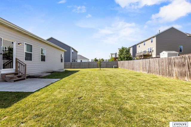 8506 S 63rd Street, Papillion, NE 68157