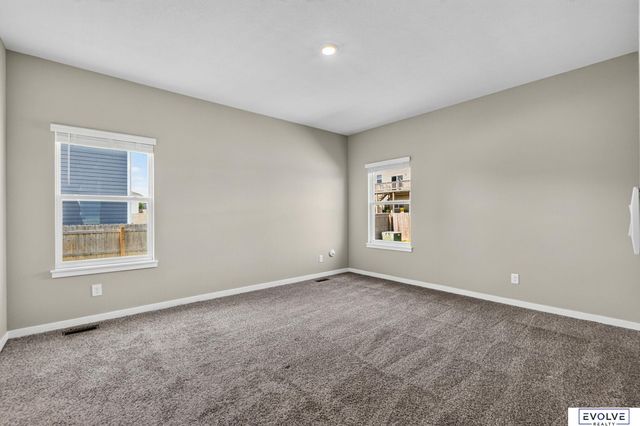 8506 S 63rd Street, Papillion, NE 68157