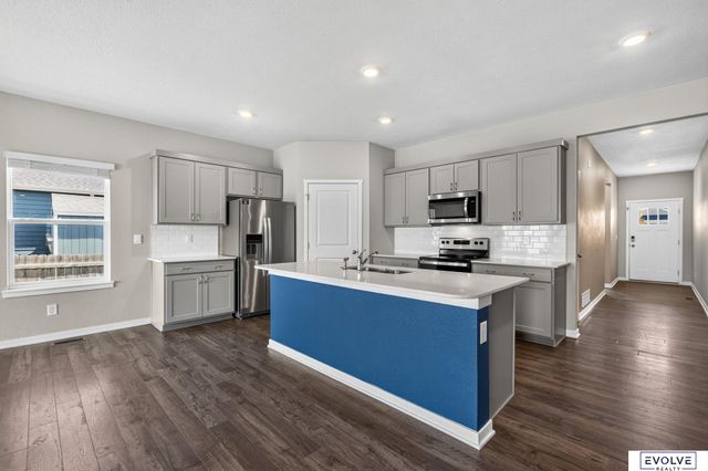 8506 S 63rd Street, Papillion, NE 68157