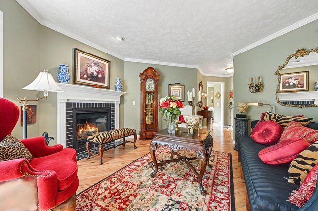 368 Summerset Drive, Oshtemo Twp, MI 49009