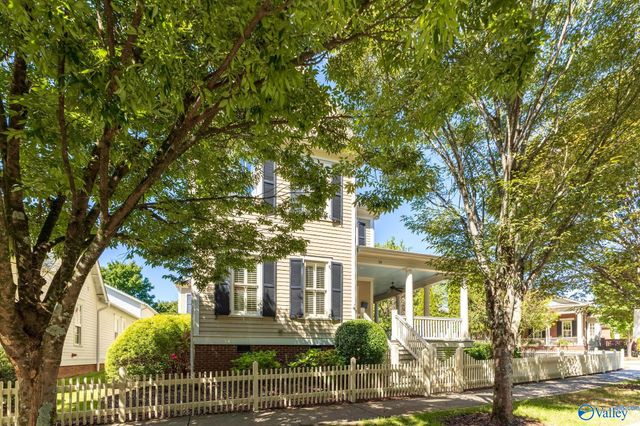 14 NW Pawtucket Street NW, Huntsville, AL 35806