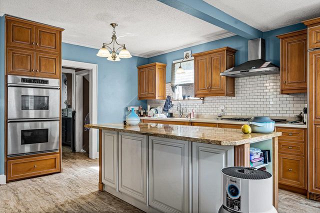 1404 Adams STREET, La Crosse, WI 54601