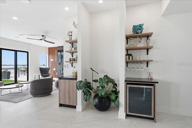 2175 S TROPICAL TRAIL, Merritt Island, FL 32952