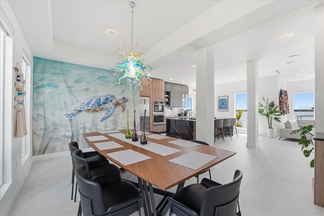 2175 S TROPICAL TRAIL, Merritt Island, FL 32952