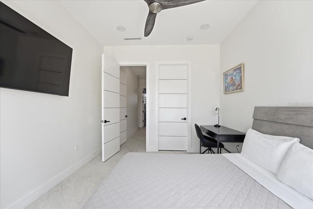 2175 S TROPICAL TRAIL, Merritt Island, FL 32952