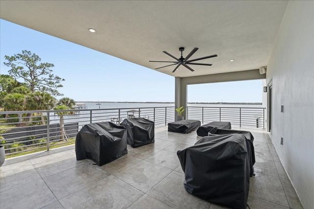 2175 S TROPICAL TRAIL, Merritt Island, FL 32952