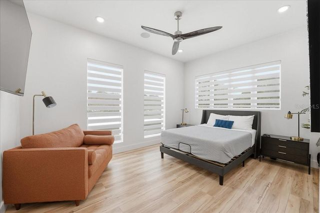 2175 S TROPICAL TRAIL, Merritt Island, FL 32952