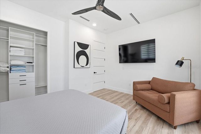 2175 S TROPICAL TRAIL, Merritt Island, FL 32952