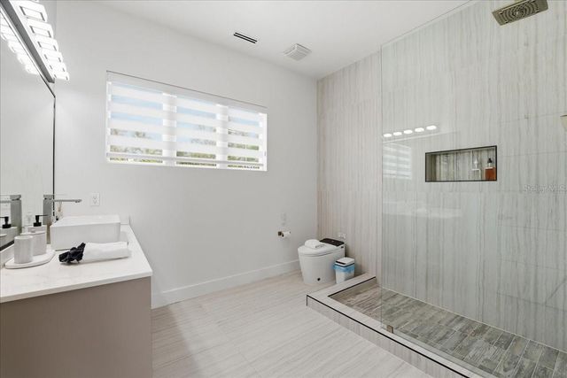 2175 S TROPICAL TRAIL, Merritt Island, FL 32952