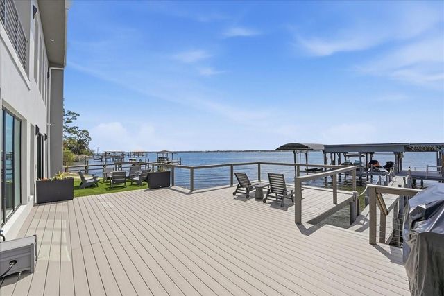 2175 S TROPICAL TRAIL, Merritt Island, FL 32952