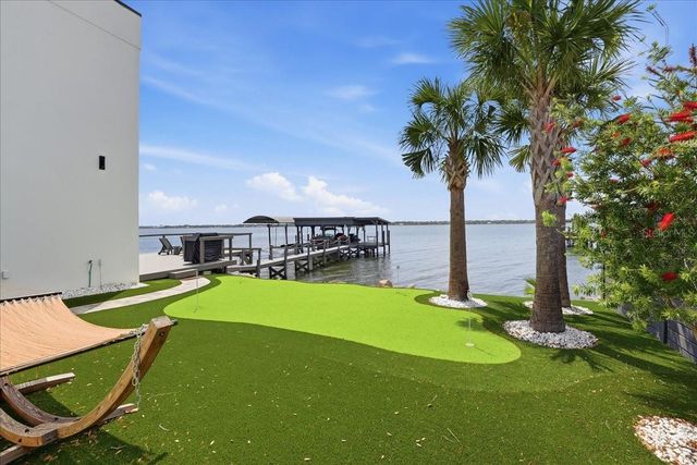 2175 S TROPICAL TRAIL, Merritt Island, FL 32952