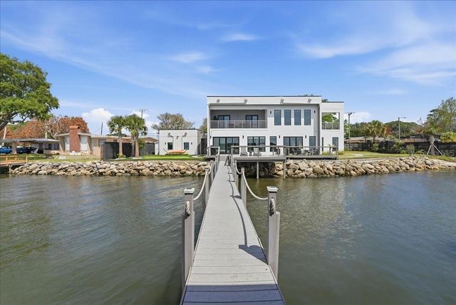 2175 S TROPICAL TRAIL, Merritt Island, FL 32952