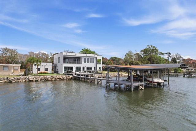 2175 S TROPICAL TRAIL, Merritt Island, FL 32952