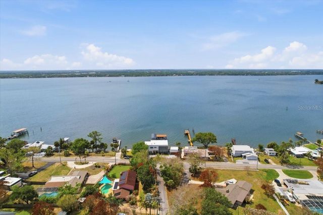 2175 S TROPICAL TRAIL, Merritt Island, FL 32952