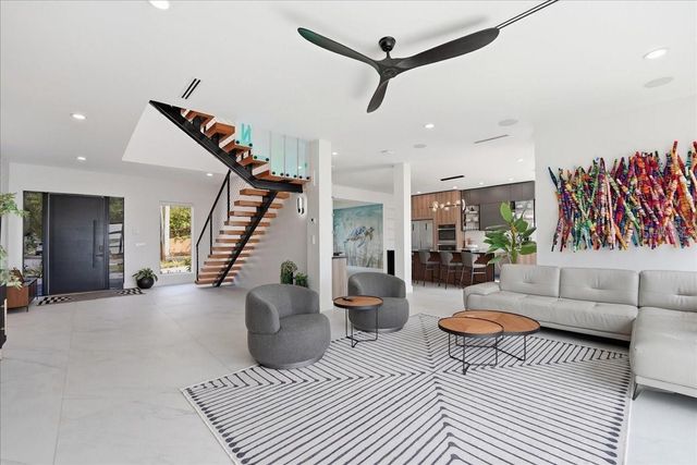 2175 S TROPICAL TRAIL, Merritt Island, FL 32952