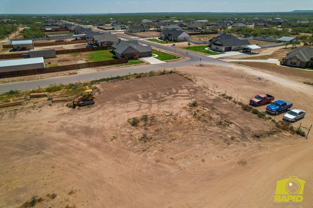 Image 1 of property listing at 3518 Wildebeest Way, San Angelo, TX 76901
