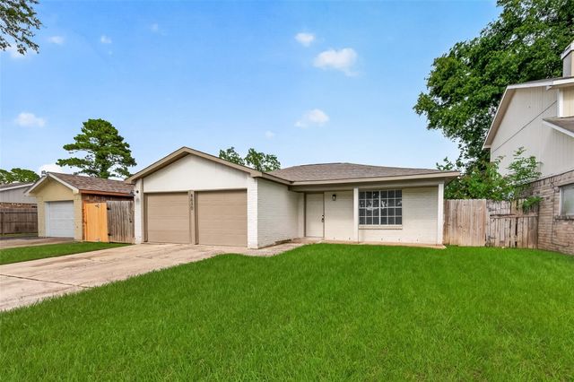 8630 Valley Meadow Drive, Houston, TX 77078