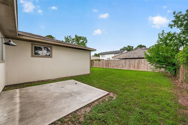 8630 Valley Meadow Drive, Houston, TX 77078