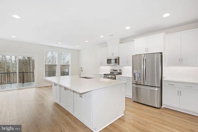 120 CHOKE CHERRY COURT, Lake Frederick, VA 22630