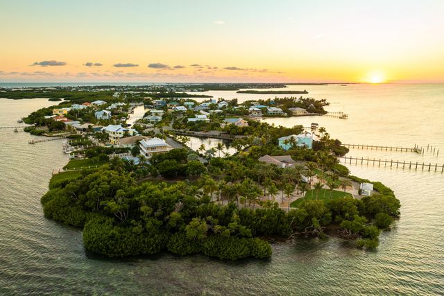 111 Windy Point Circle, Marathon, FL 33050