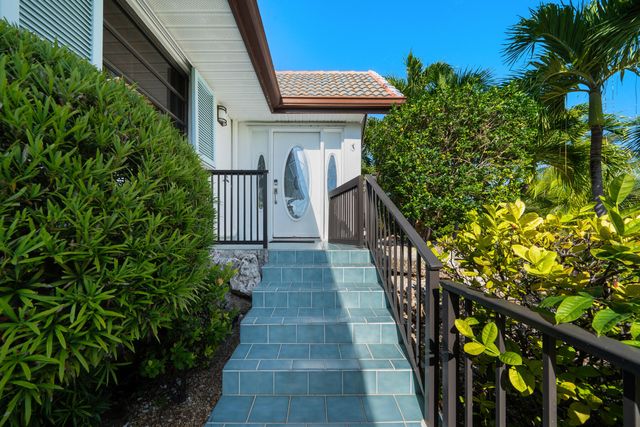 111 Windy Point Circle, Marathon, FL 33050