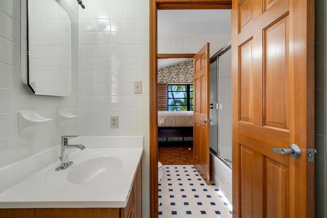 111 Windy Point Circle, Marathon, FL 33050