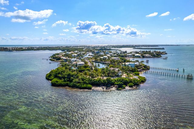 111 Windy Point Circle, Marathon, FL 33050