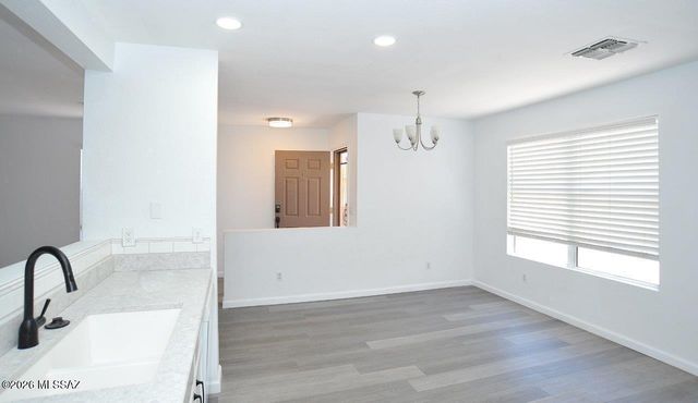 7740 W Oak Stream Road, Tucson, AZ 85743