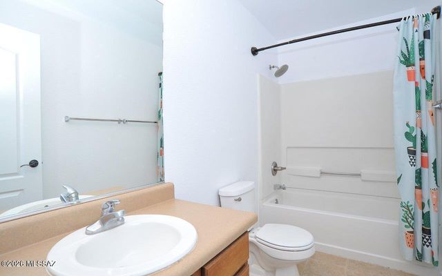 7740 W Oak Stream Road, Tucson, AZ 85743