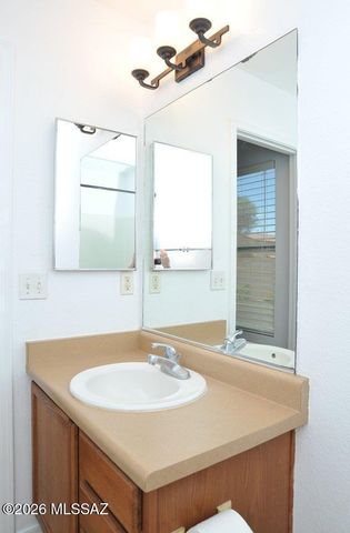 7740 W Oak Stream Road, Tucson, AZ 85743