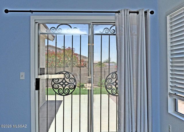 7740 W Oak Stream Road, Tucson, AZ 85743