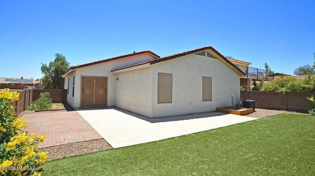 7740 W Oak Stream Road, Tucson, AZ 85743