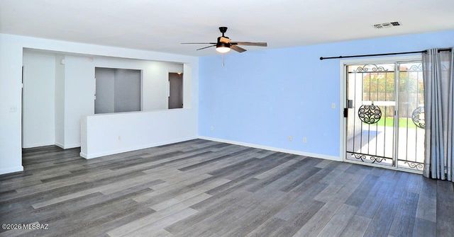 7740 W Oak Stream Road, Tucson, AZ 85743