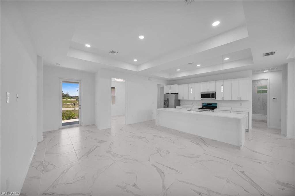 3210 30th ST SW, LEHIGH ACRES, FL 33976 — photo 4