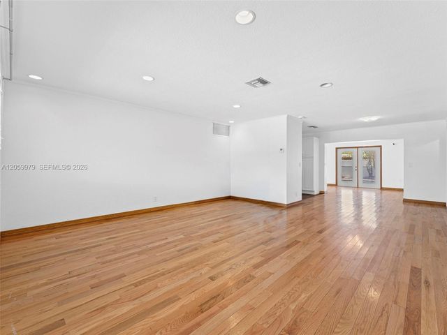 2021 N 52nd Avenue, Hollywood, FL 33021