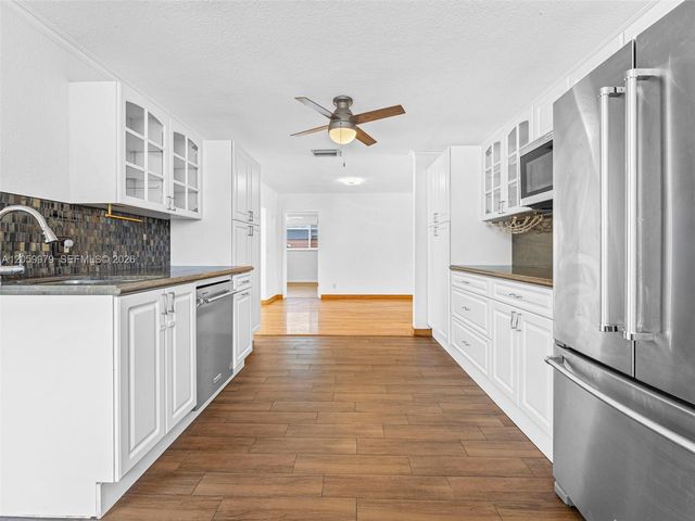 2021 N 52nd Avenue, Hollywood, FL 33021