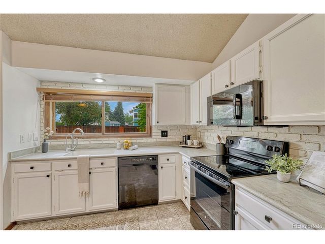 5436 S Walden Ct, Centennial, CO 80015