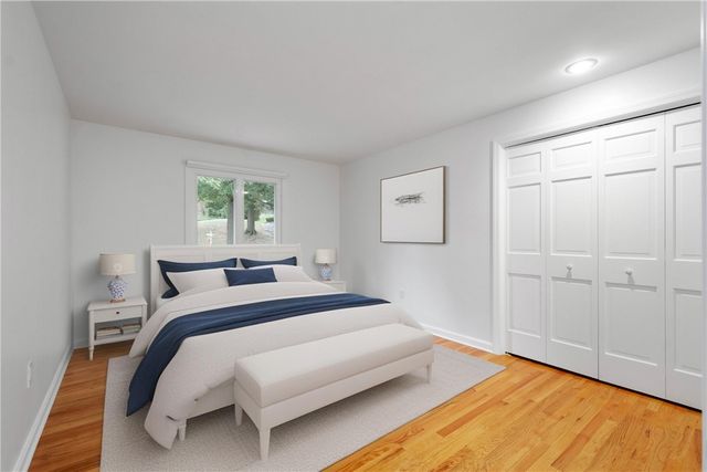 2343 Golfview Dr, Upper St Clair, PA 15241