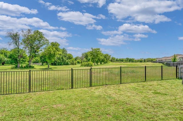 631 Friar Tuck Drive, Temple, TX 76502