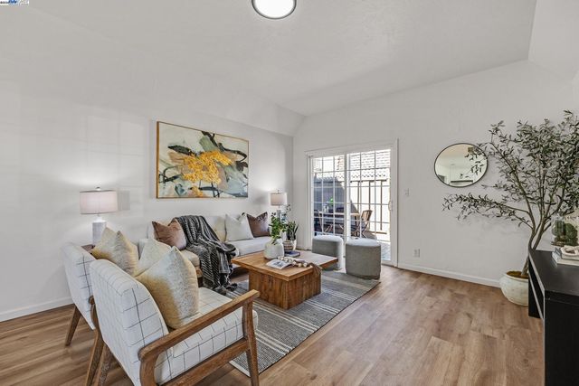 4071 Nicolet Ave, Fremont, CA 94536