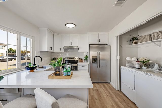 4071 Nicolet Ave, Fremont, CA 94536