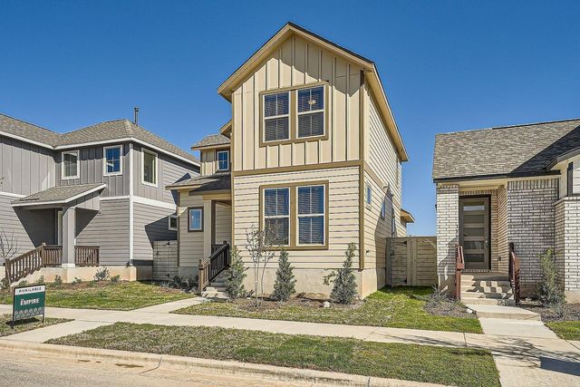 188 Weaver LN, Bastrop, TX 78602