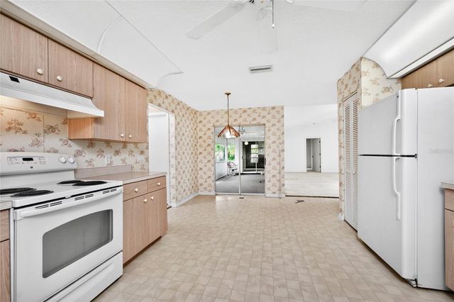 3371 TRAVERSE AVENUE, North Port, FL 34286