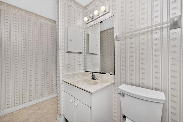 3371 TRAVERSE AVENUE, North Port, FL 34286