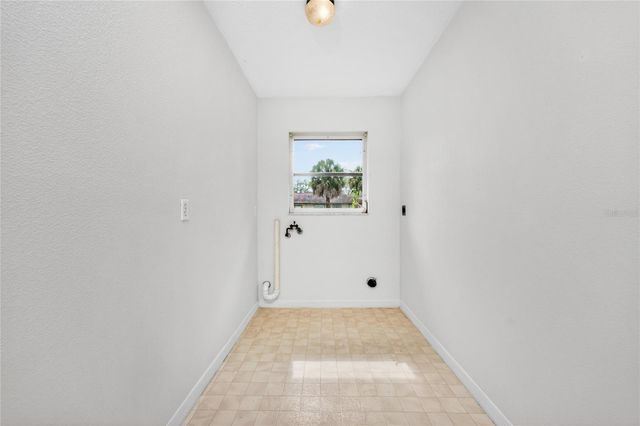3371 TRAVERSE AVENUE, North Port, FL 34286