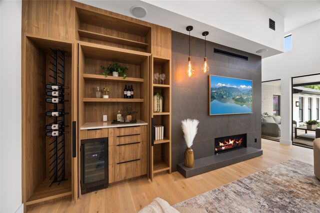 4624 Willow Lane, Dallas, TX 75244